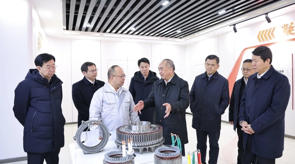 开足马力“赶订单”，奋力冲刺“开门红”  | 山东省委书记林武调研九体育注册-九体育(中国)临沂工厂新能源电驱动项目